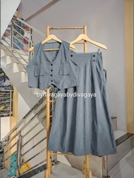 Setelan Wanita Haura Vest + Rok Bahan Corduroy Polos Kekinian