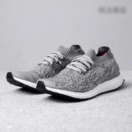 Adidas Ultra Boost Uncaged 灰編織襪套慢跑鞋 女