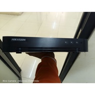 Hikvision DVR 8ch DS-7208HQHI-K1/ECO smooth like new