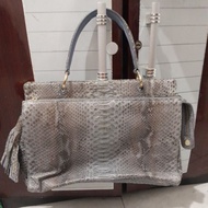 Zarmoi koleyah branded genuine snake skin handbag 35x25 preloved unique beautiful