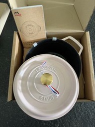 法國製 Staub 22cm 鑄鐵鍋 Sorbet Rose 玫瑰粉紅 1個