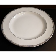 Wedgwood 🇬🇧 34cm Made in England Amherst Platinum Large Round Plate