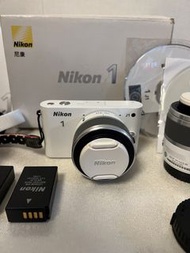 Nikon 1 J1 連2支Lens白色可換鏡數碼相機 Camera