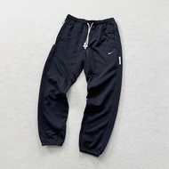 外國預訂 Nike dri-fit standard issue 拉鍊口袋 束腳款長褲