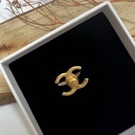 Chanel 鈕扣 老件新作 小香金色CC Logo書包扣戒指