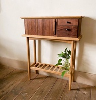 風琴式門扉與小型抽屜收納櫃 CON