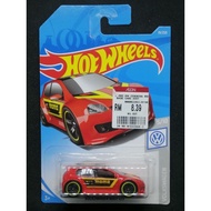 Hotwheels Volkswagen golf gti.
