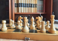 小模型 Oredez 蘇聯國際象棋套裝 1969 年 — 56 歲木製國際象棋復古