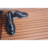 Kokoj " Hawkins" formal low boots with polish leather upper. Sturdy, hard outsole. size 41 insole 26
