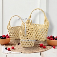 HAMPERS CONGREGATIONS FOR THANKSGIVING EVENTS, EID AL-FITR AND OTHER EVENTS