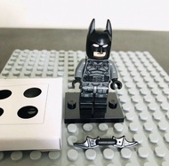 Lego 76183 Batman Batcave Ridder Face off - 主角 Batman 人仔連武器、 全新未開斗篷，靚印花、全新貨品、Lego 76240 76273 76224 
