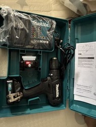 全新12v牧田 Makita 充電HP333電鑽 三功能跟兩電一充工具箱。黑色特別版。最後一套