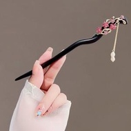 Peach Blossom Hair Brooch with Pearls – Elegant Curved Shape Vip65