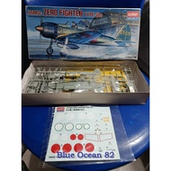 Academy Kit Model 1/72 - A6M5c Zero Fighter type 52c Japanese Aircraft WW2