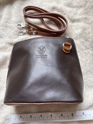 Vera Pelle 斜挎包