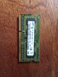RAM Laptop merk Samsung 1GB 1RX8 DDR3 - 8500S