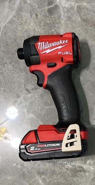 Milwaukee FUEL 無刷衝擊起子機