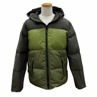 成色極佳 ▼ COACH 2025 年 CBB56顏色經典連帽拉鍊羽絨服，卡其色，XL 碼，附防塵袋，正品，男士