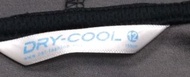 正品DRY -COOL 品牌的外套適合身高150公分的人穿的售價51元不含運費