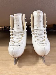 EDEA size 210 初級溜冰鞋