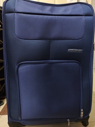 American Tourister 藍色行李箱 （124公升/29吋）