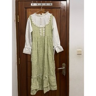 I LOOK UP FLOWER DRESS