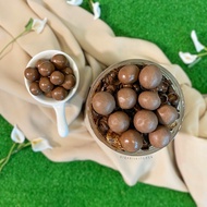 NK Chocojar with Kitkat Bites Topping