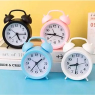 E28 Doff Quartz Alarm Clock