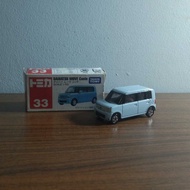 Diecast Tomica No 33 Daihatsu Move Conte 1:56