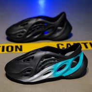 SOCRS รองเท้าแตะขนาดใหญ่ของผู้ชายแฟชั่นรองเท้านักเรียนรองเท้านุ่มไม่ลื่นระบายอากาศได้46 47