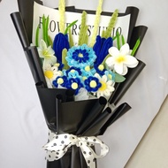 BOUQUET BUNGA KAWAT BULU