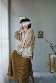 尋寶古著-outdoor style戶外風格直紋中性棉質開襟背心