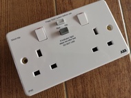 ABB 13A 雙位開關插座連 RCD 漏電保護