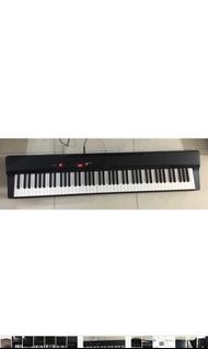 超慳位Casio 88keys 仿真鋼琴 px 160 digital piano 有輕重力感應。