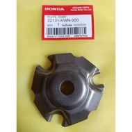 ROLLER PLATE HOUSING COVER RAMP VARIO 125/150 PCX 125/150 ADV 150 22131-KWN-900