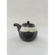 Dongsheng Porcelain Tableware = Japanese Black Fleece Soy Sauce Pot.vinegar Pot