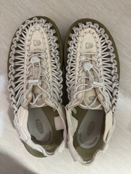 KEEN 編織涼鞋（米白色）