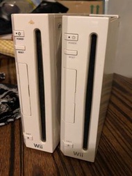 $300全包 Wii主機 x 2 連配件遊戲機