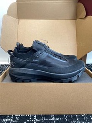 ARC'TERYX 始祖鳥 VERTEX ALPINE GTX 情侶款登山鞋 純黑