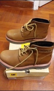 CAT boot / CAT 靴 (100%new)(原價$1699）