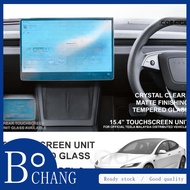 TESLA MODEL 3 Highland Tempered Glass Protector TESLA MODEL 3 Tempered Glass Protector TESLA MODEL 3