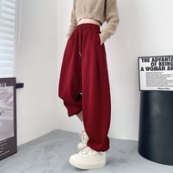 Oversize Cuffed Sweatpants - Plus Size Lantern Design for Women | Loose Fit Casual Wear