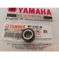Yamaha original cvt Roller &amp; weight 1pcs NVX155 V1&amp;V2 / NMAX155 V2 ( B65-E7632-00 )
