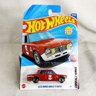 DIECAST HOTWHEELS REAL CARS ALFA ROMEO GIULIA TI SUPER, HOTWHEELS CLASSIC SEDAN