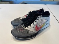 Nike Flyknit Racer