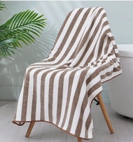 HANDUK MANDI DEWASA IMPOR  MICROFIBER PREMIUM MOTIF SALUR TINGGI.UKURAN 70 X 140 CMHanduk mandi dewa