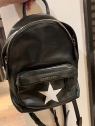 正品Givenchy mini後背包