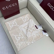 Gucci outlet 頸巾 絲巾