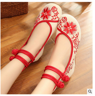 Children's Embroidered Shoes Ethnic Style Girls' Cheongsam Ancient Costume Hanfu Shoes Children's Large and Medium Children's Tendon Bottom Dance Cloth Shoes