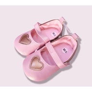 Prewalker baby shoes number 3
